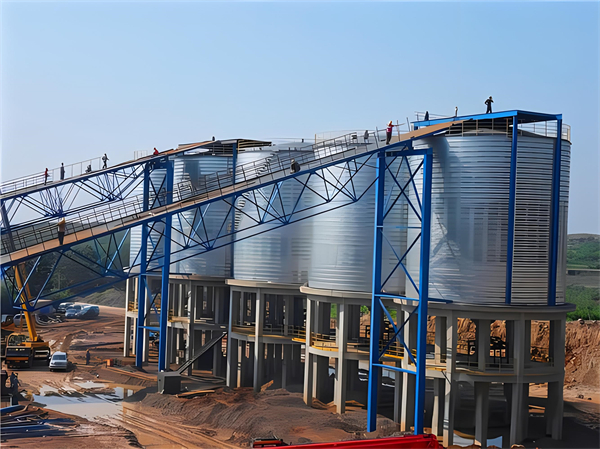 康巴什螺旋钢板仓